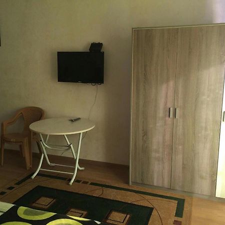 Orbi Sea Breeze Aparthotel バトゥーミ エクステリア 写真